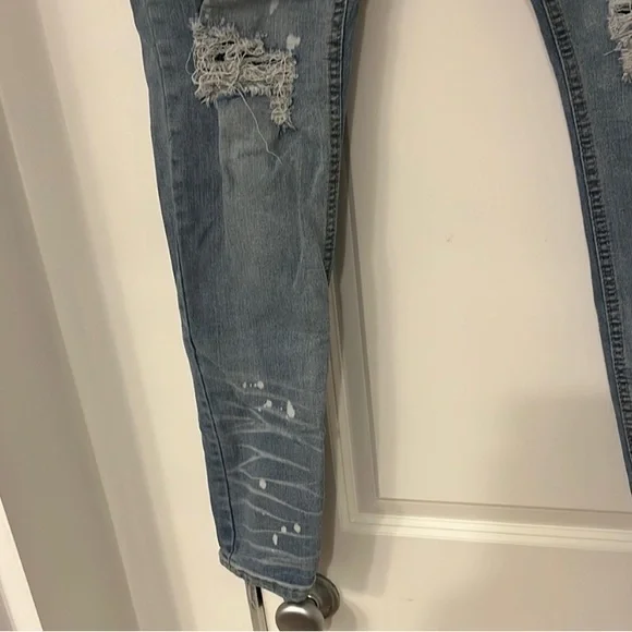 Men's Distressed Skinny Jeans in Classic Blue - Picture 6 of 9